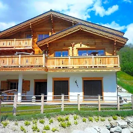 Chalet Mund לינה וארוחת בוקר 3*