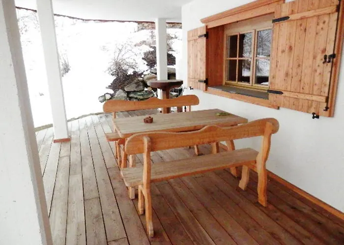 Chalet Mund Bed and Breakfast 3*