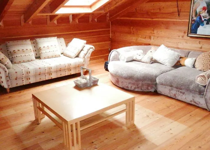 فندق مبيت وإفطار Chalet Mund 3*